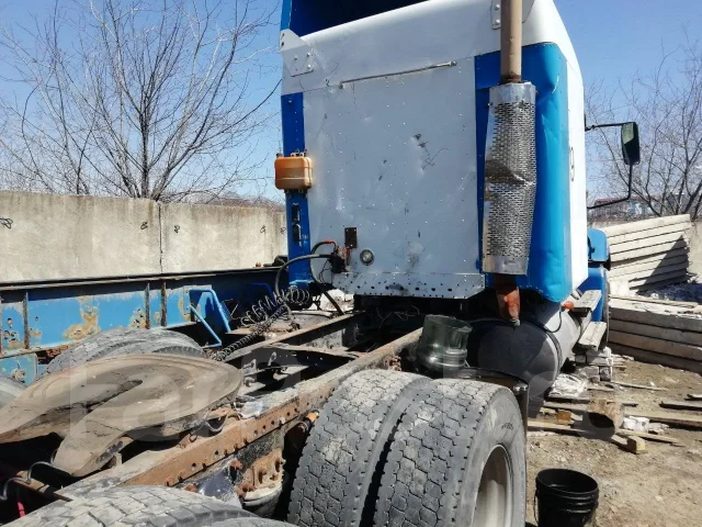 Freightliner Columbia ����