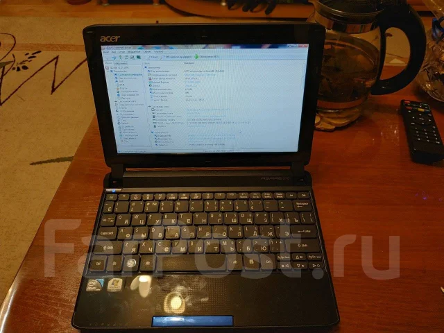 Acer Aspire One 532h-28b. 10.1", 1 667����, ��� 2048 ��, ���� 250���, WiFi: 1, ����������� �� 7��. ����
