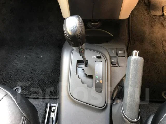 Toyota iQ. �������, ��������, 1.3, ������, �/�. ��� ����� �� ������������ ����