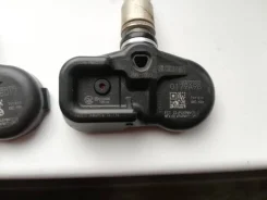 ������� �������� � ����� Lexus / Toyota �� ������ 42607-06020 ����