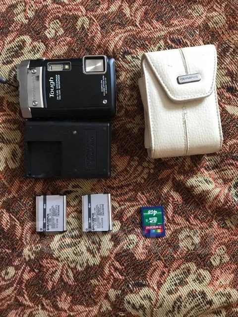 Olympus Tough TG-810. 10 - 14.9 ��, ���: 5� ����