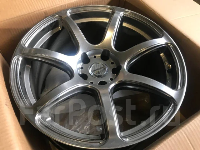 Work Emotion T7R. 9.5x18", 5x114.3, ET12 ����