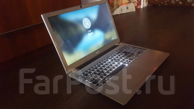 Acer Aspire V5. 15.6", 2,6����, ��� 6 ��, ���� 500���, WiFi: 1, Bluetooth: 1, ����������� �� 2��. ����