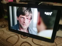 Panasonic Viera TX-LR32C10 ����