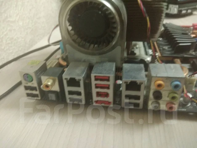 LGA1366 ����