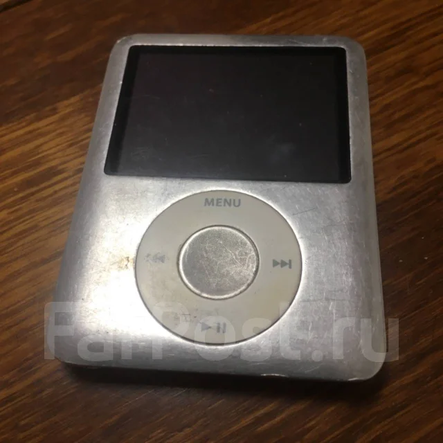 Apple iPod classic. ����