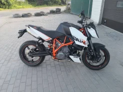 KTM 990 Super Duke. 990����. ��., ��������, ���, � �������� ����