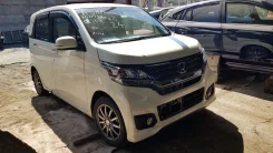 Honda N-WGN. JH1, S07A ����