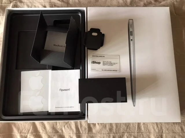 Apple MacBook Air 13 2011 Mid. 13.1", 2,7����, ���� 128���, WiFi: 1, Bluetooth: 1 ����