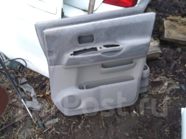 Nissan Serena. PNC24, SR20 ����