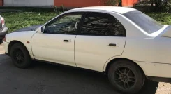 Mitsubishi Lancer. �������, ��������, 1.3 (88��.�.), ������, 200 000����. �� ����