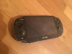 Sony PlayStation Vita ����
