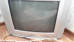 Vekta LD-22SF6015BT. CRT (���) ����