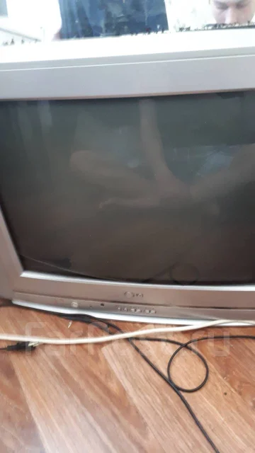 Vekta LD-22SF6015BT. CRT (���) ����