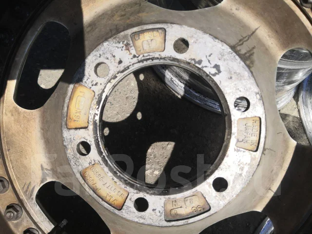 Berg. 8.0x16", 6x139.7, ET0, �� 110���. ����