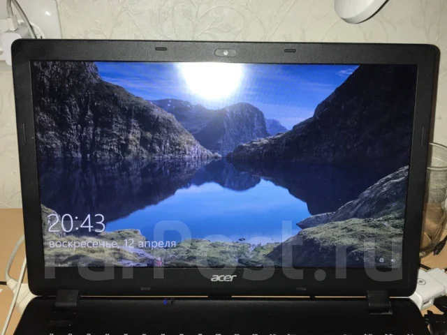 Acer Aspire ES1-531. 1,6����, ��� 4 ��, ���� 100���, WiFi: 1, Bluetooth: 1, ����������� �� 6��. ����