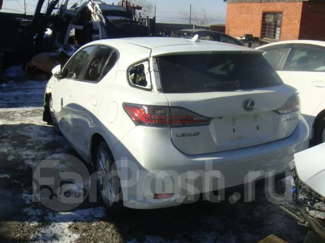Lexus CT200h. ZWA10, 2ZR ����