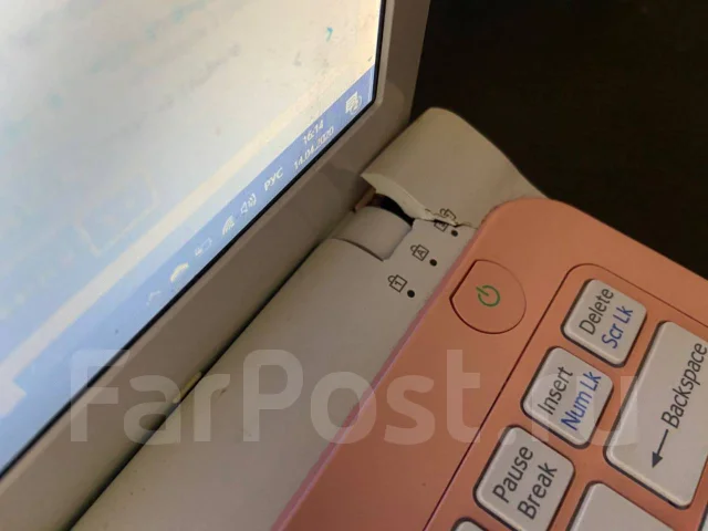 Sony VAIO SVE1111M1R. 11.6", 1 700����, ��� 512 ��, WiFi: 1, Bluetooth: 1 ����