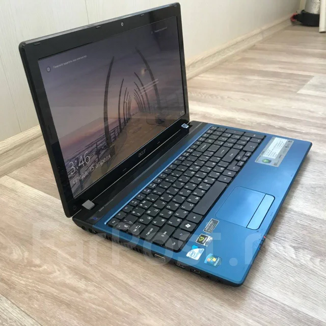 Acer Aspire 5750. 15.6", 2,2����, ��� 8 ��, ���� 320���, WiFi: 1, Bluetooth: 1, ����������� �� 2��. ����
