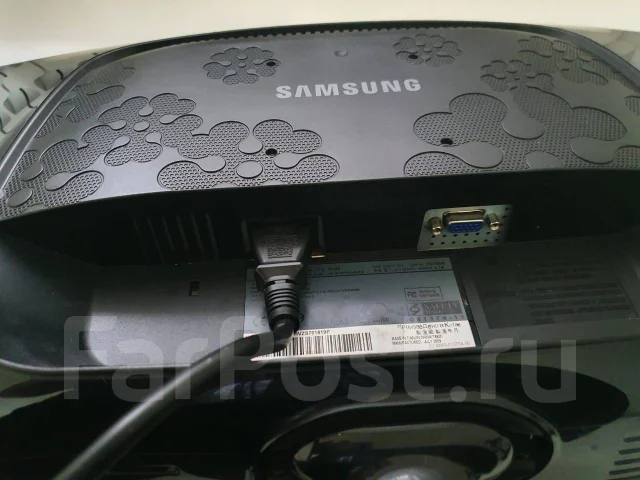 Samsung. 18.5" ����