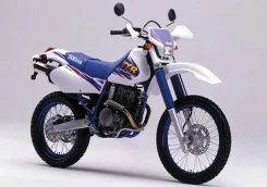 Yamaha TT-R 250 ����