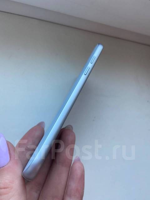 Samsung Galaxy A3 2017. /, , 3G, 4G LTE, NFC 