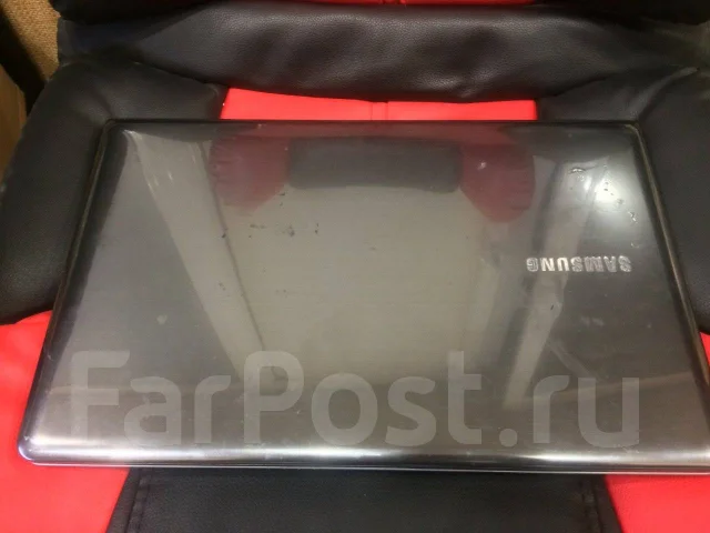 Samsung 355V5C. 15.6", 3,2����, ��� 8 ��, ���� 750���, WiFi: 1, Bluetooth: 1 ����