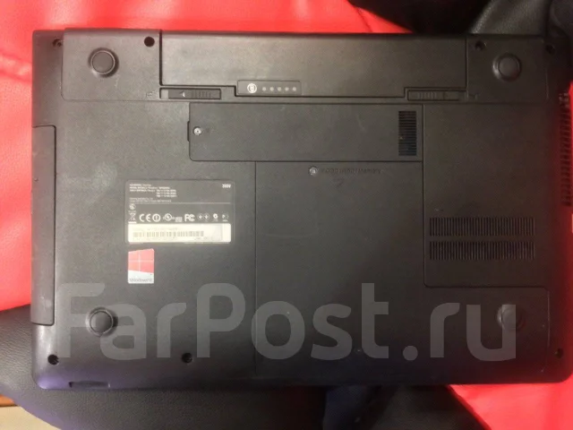 Samsung 355V5C. 15.6", 3,2����, ��� 8 ��, ���� 750���, WiFi: 1, Bluetooth: 1 ����
