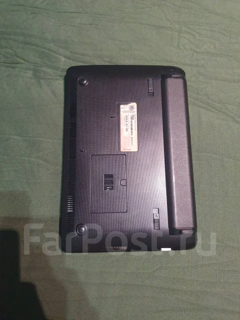 Asus Eee PC 1015BX. ��� 2048 ��, ���� 500���, WiFi: 1, ����������� �� 5��. ����