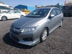Honda Grace. GM4, LEB ����
