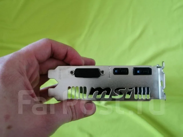 GeForce GTX 1050 ����