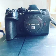 Olympus E-M1 Mark II ����