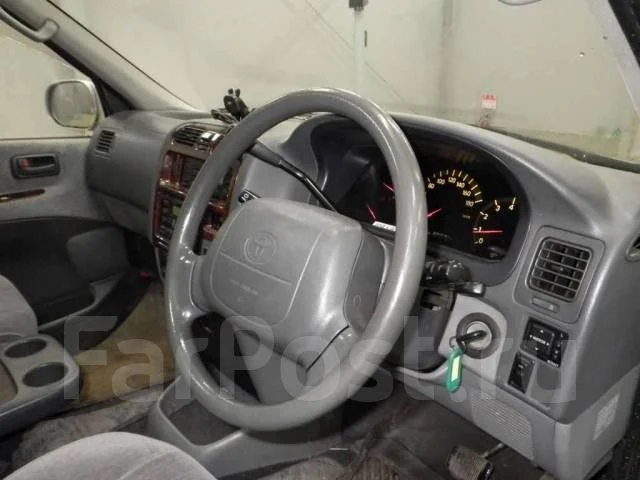 Toyota Granvia. �������, 4wd, 3.0 (130��.�.), ������, 229����. ��, �/�, ��� ���. ��� ����� �� ������������ ����