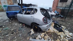Toyota Duet. K3VE ����