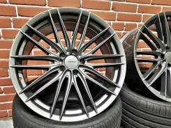 Vossen VFS-4. 8.5/9.5x20", 5x112, ET30/30, �� 66,6���. ����
