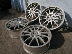 OZ Racing Superleggera. 7.0x17", 5x100.00, ET48