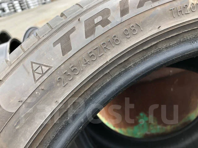 Triangle L-4S. ������, 2018 ���, �/�, ����� 5 % ����