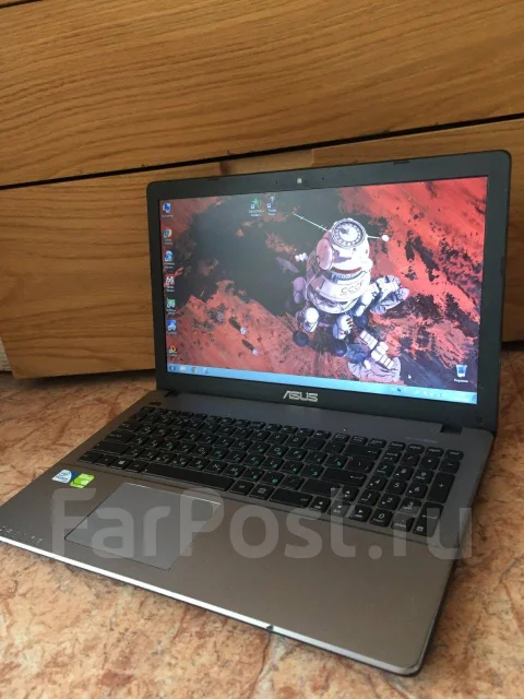 Asus X550CC. 15.6", 1,8����, ��� 4 ��, ���� 320���, WiFi: 1, Bluetooth: 1, ����������� �� 4��. ����