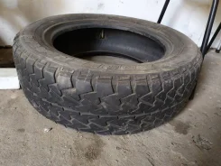 Goodyear Wrangler AT. ������, 2012 ���, �/�, ����� 40 % ����