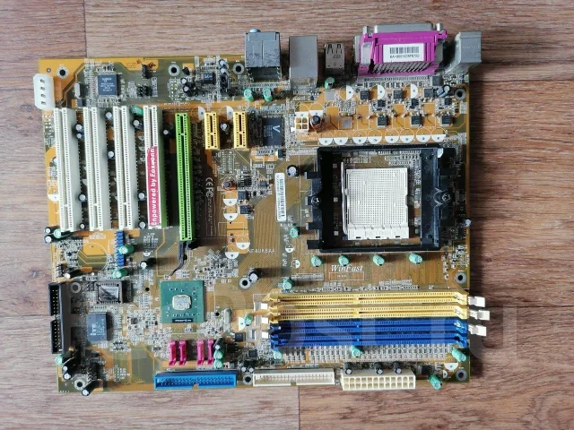 Socket AM2 ����