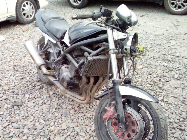 Suzuki GSF 400 Bandit ����