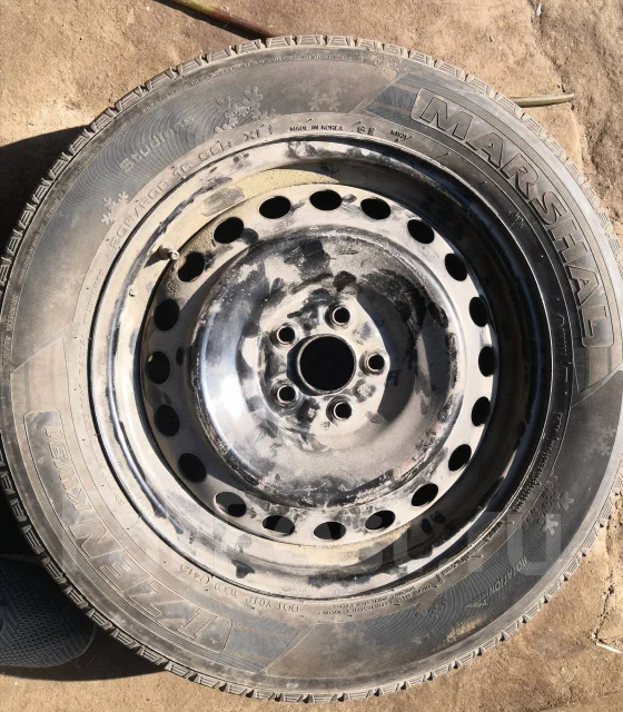 Yokohama BluEarth E75. ������, �/�, ����� 30 % ����
