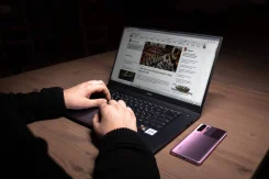Huawei MateBook. ��� 8 ��, WiFi ����