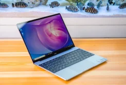 Huawei MateBook. ��� 8 �� ����