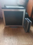 Sony. 18" ����