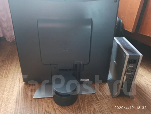 Sony. 18" ����