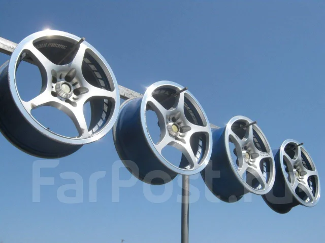 RAYS Volk Racing SF Challenge. 8.0x18", 5x114.3, ET32 ����