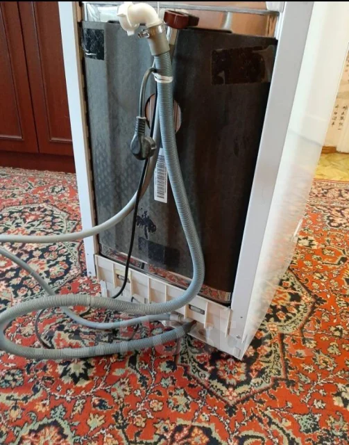 Indesit ����