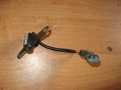 ������ ��������� ��������� Mitsubishi Carisma (DA) 1995-1999 [MD321888] MD321888 ����