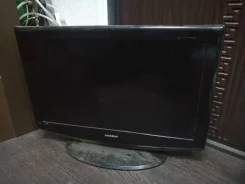 Erisson. LCD (��) ����